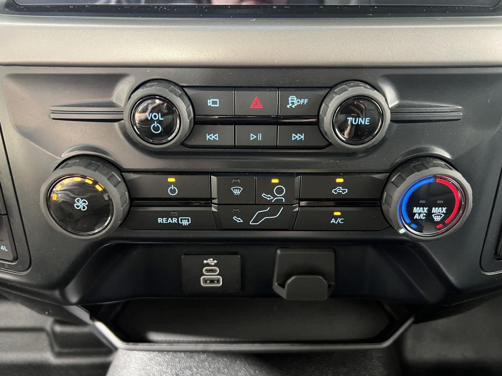 Used 2025 Antimatter Blue Ford XL image 19
