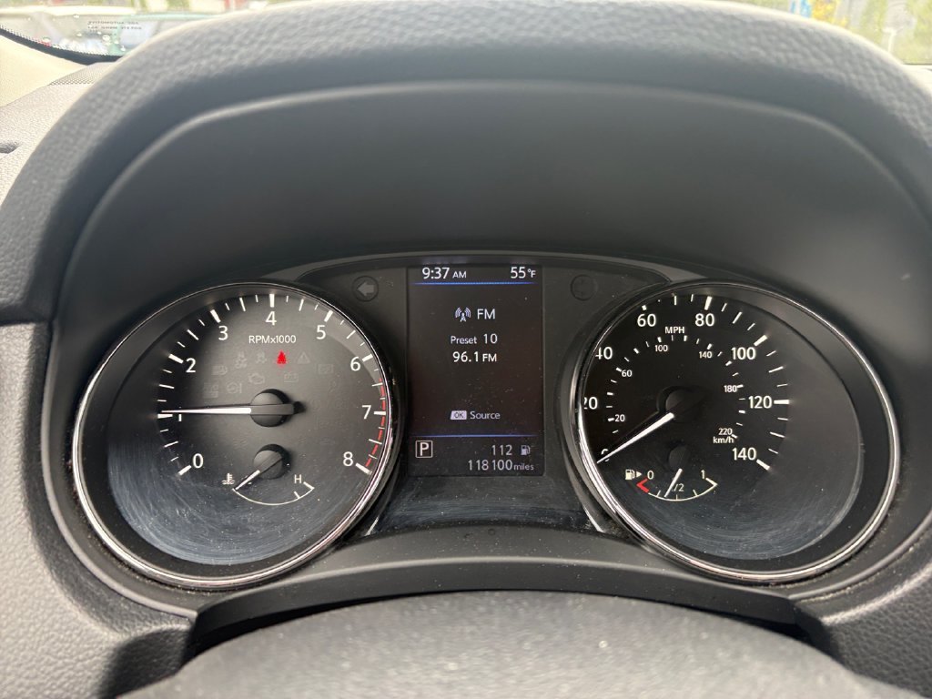 Used 2019 Silver Nissan SV image 7