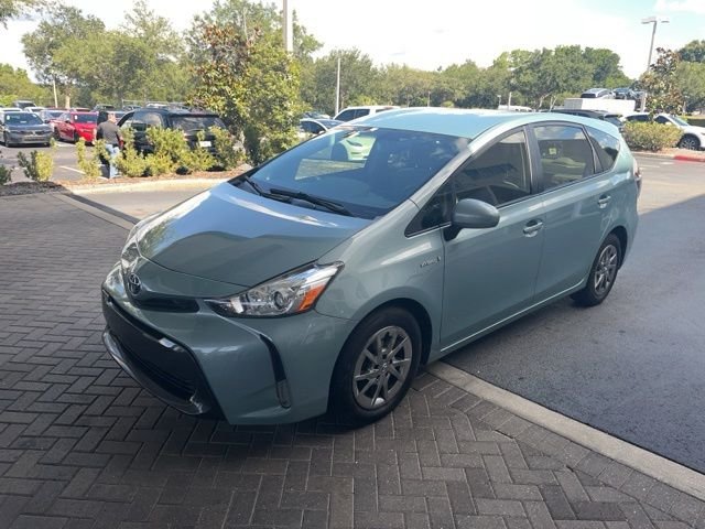 Used 2017 Beige Toyota Four image 3