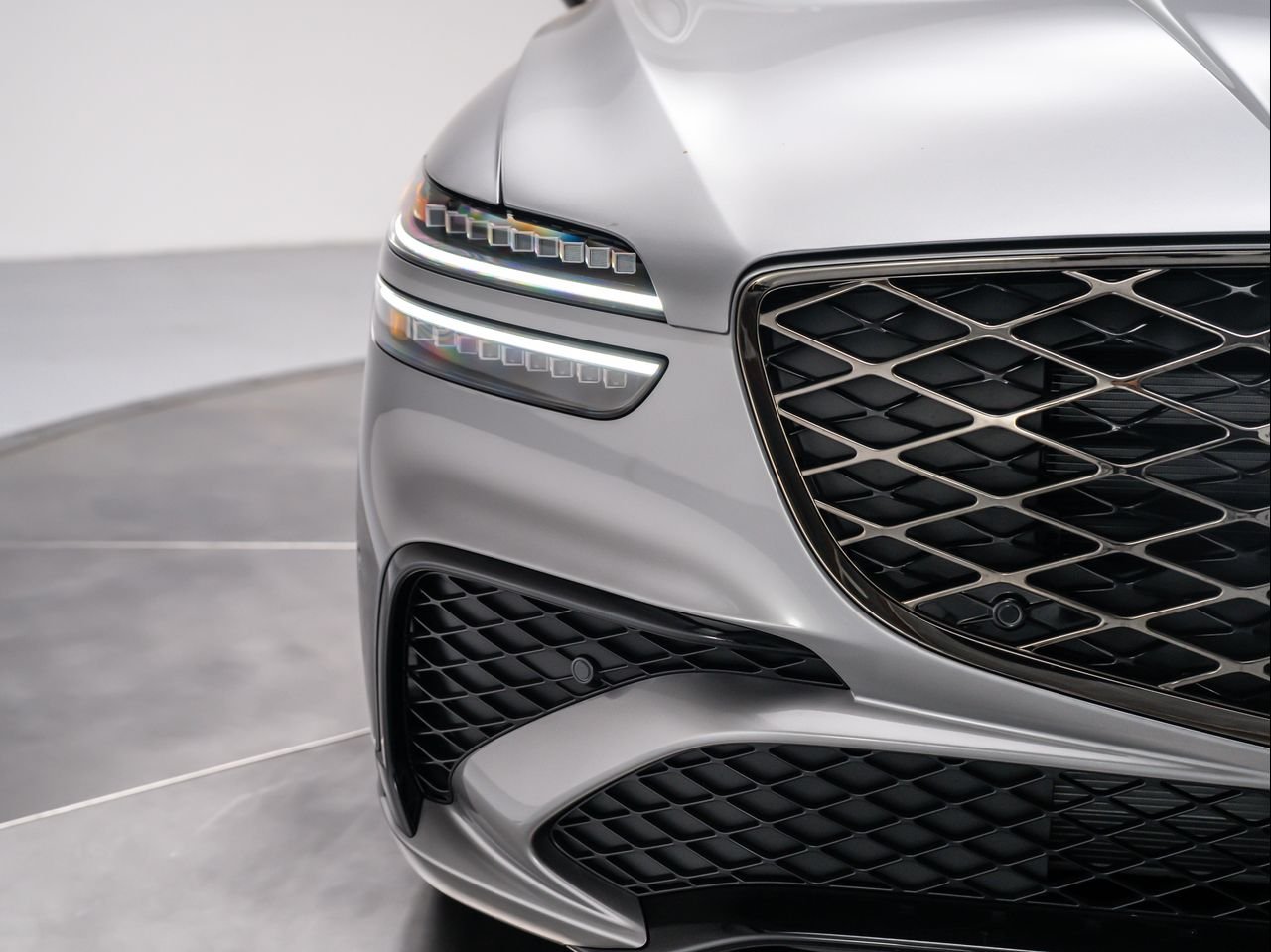 New 2026 Savile Silver Genesis 2.5T SPORT PRESTIGE image 14