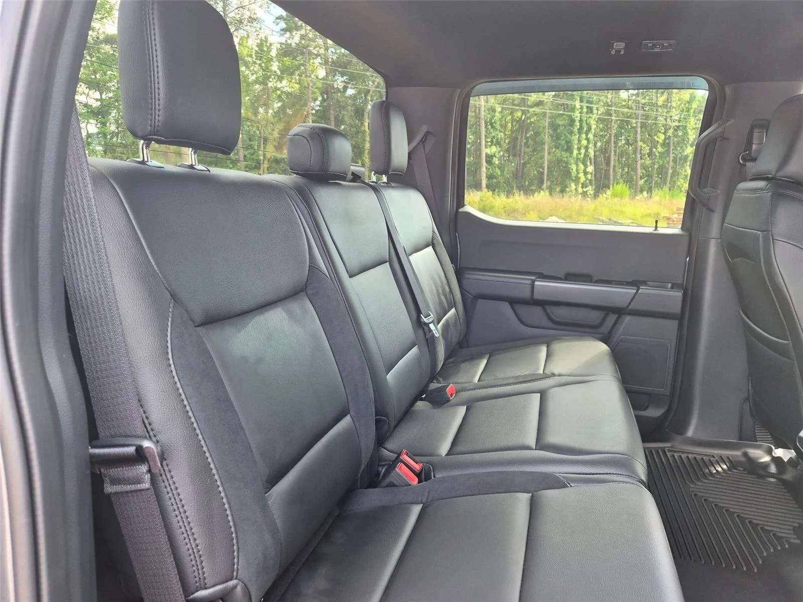 Used 2023 Carbonized Gray Metallic Ford XL image 28
