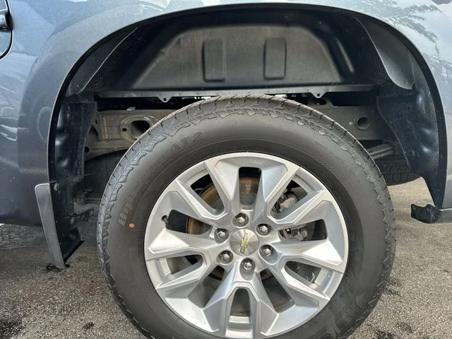 Used 2020 Gray Chevrolet Custom image 10