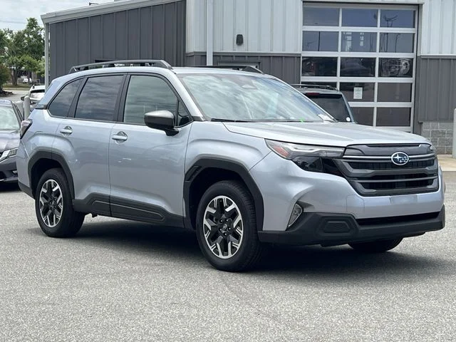 Used 2025 Silver Subaru Premium image 30