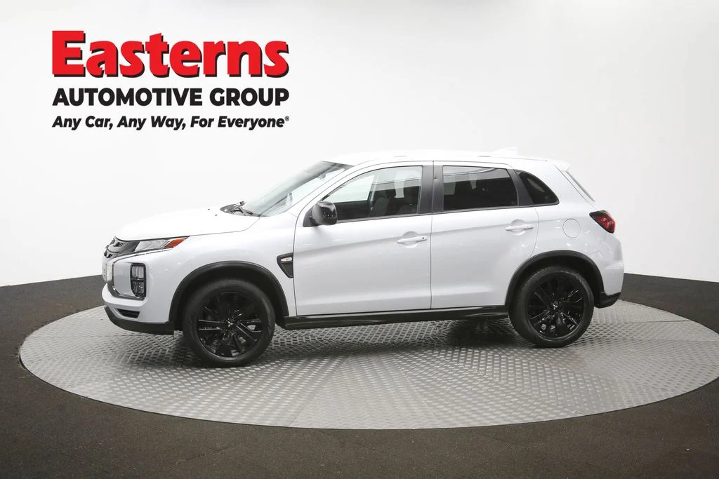 Used 2023 White Mitsubishi 2.0 LE image 59