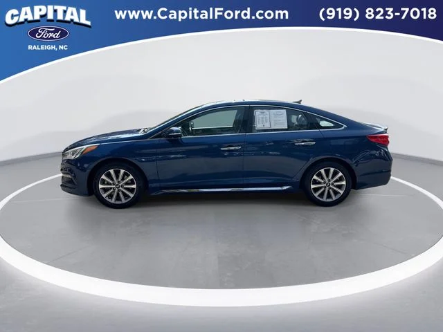 Used 2016 Blue Hyundai Limited image 5