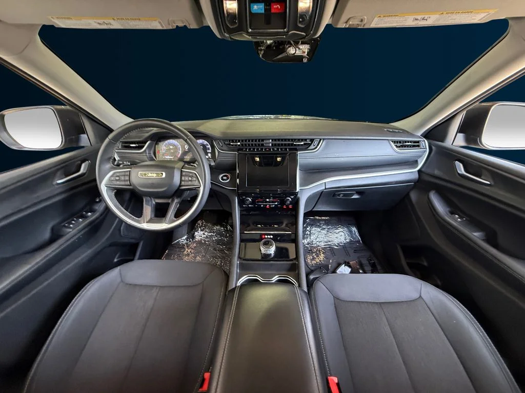 Used 2024 Gray Jeep Laredo image 12