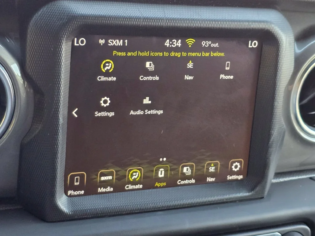 Used 2022 Gray Jeep Unlimited Sahara image 39