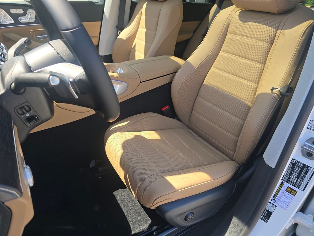 New 2026 MANUFAKTUR Moonlight White Metallic Mercedes-Benz GLE 450 image 25