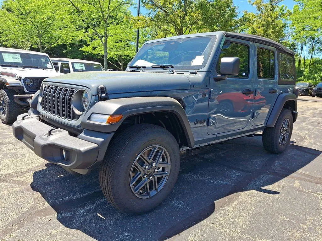 New 2026 Anvil Clear-Coat Exterior Paint Jeep Sport S image 2
