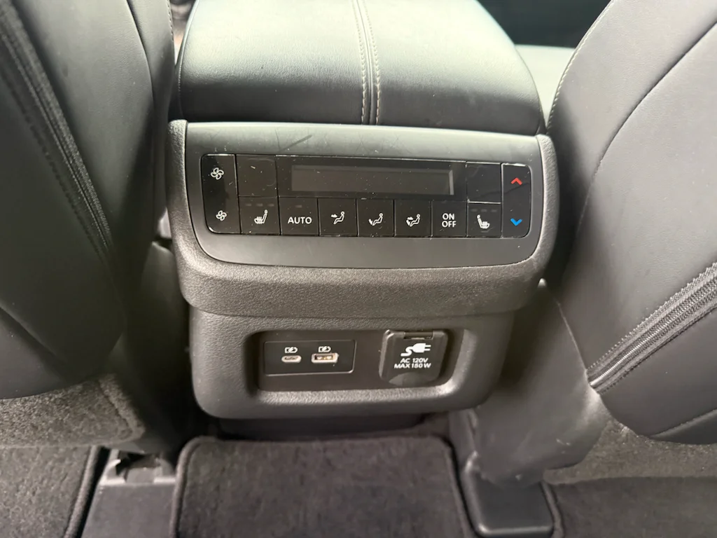 2024 Nissan Pathfinder Platinum - Photo 24