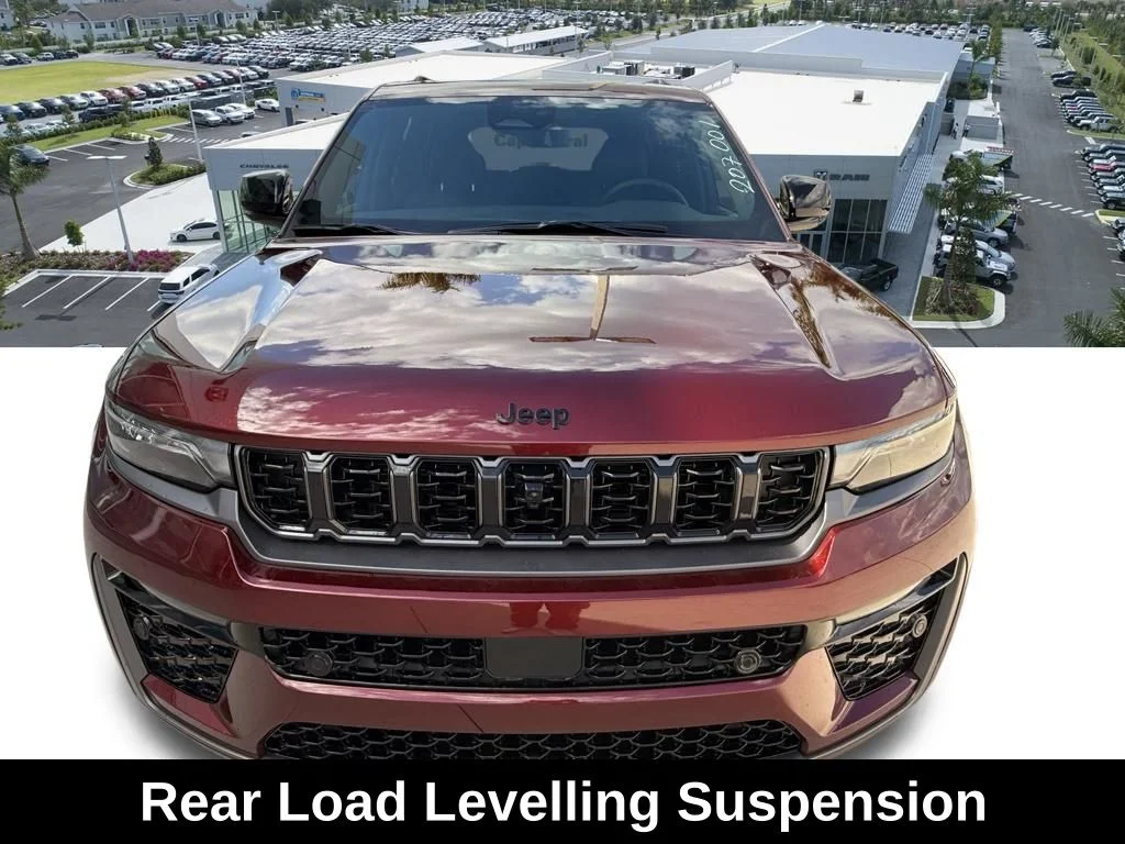 New 2026 Velvet Red Pearl-Coat Exterior Paint Jeep Limited Reserve image 8