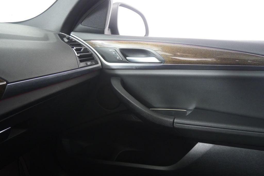 Used 2023 Black Sapphire Metallic BMW xDrive30i image 20