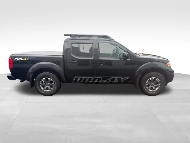 Used 2017 Black Nissan PRO-4X image 7