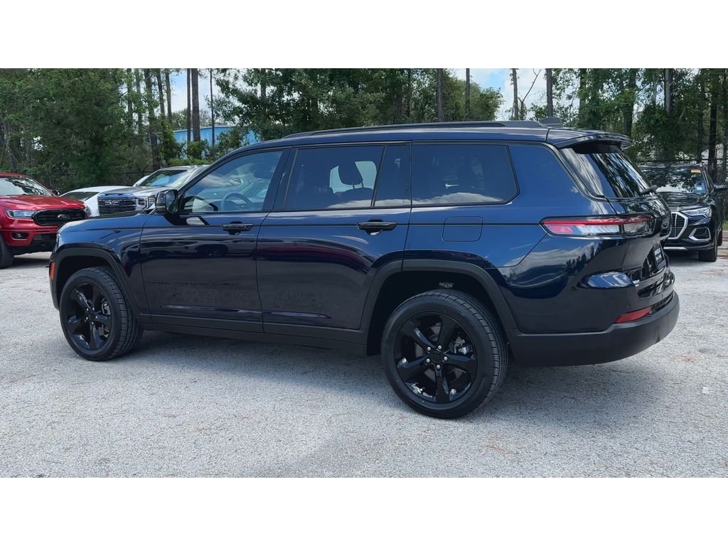 Used 2024 Blue Jeep Limited 4x2 image 6