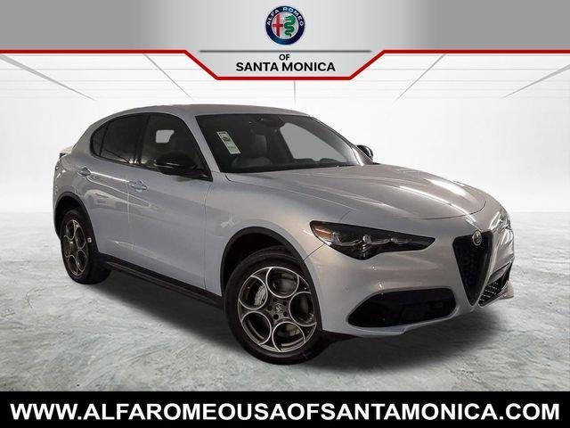 2025 Alfa Romeo Stelvio 