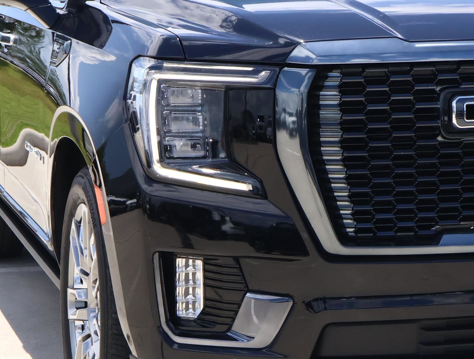 2023 GMC Yukon XL Denali Ultimate - Photo 7