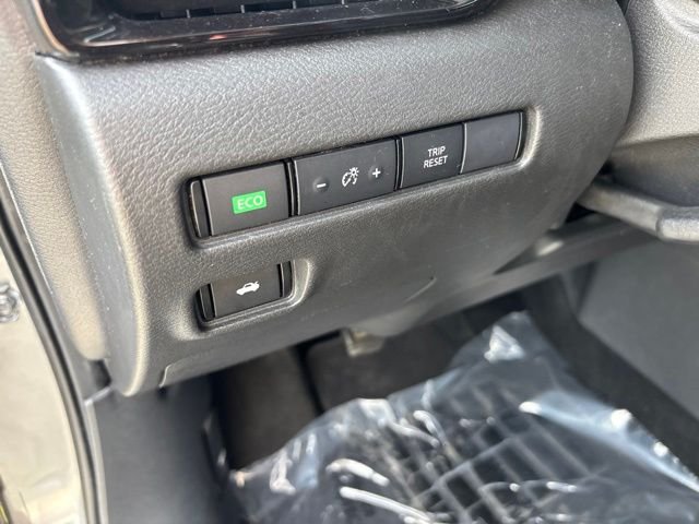 Used 2020 Gun Metallic Nissan SV image 15