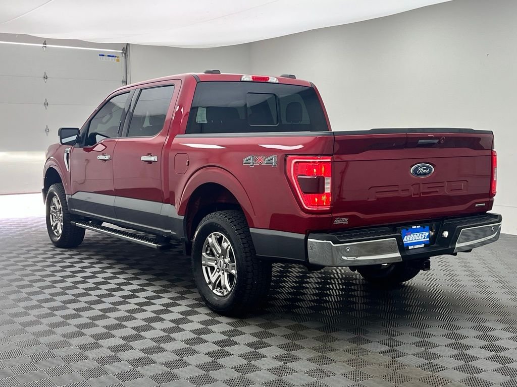 Used 2021 Rapid Red Metallic Tinted Clearcoat Ford XLT image 11