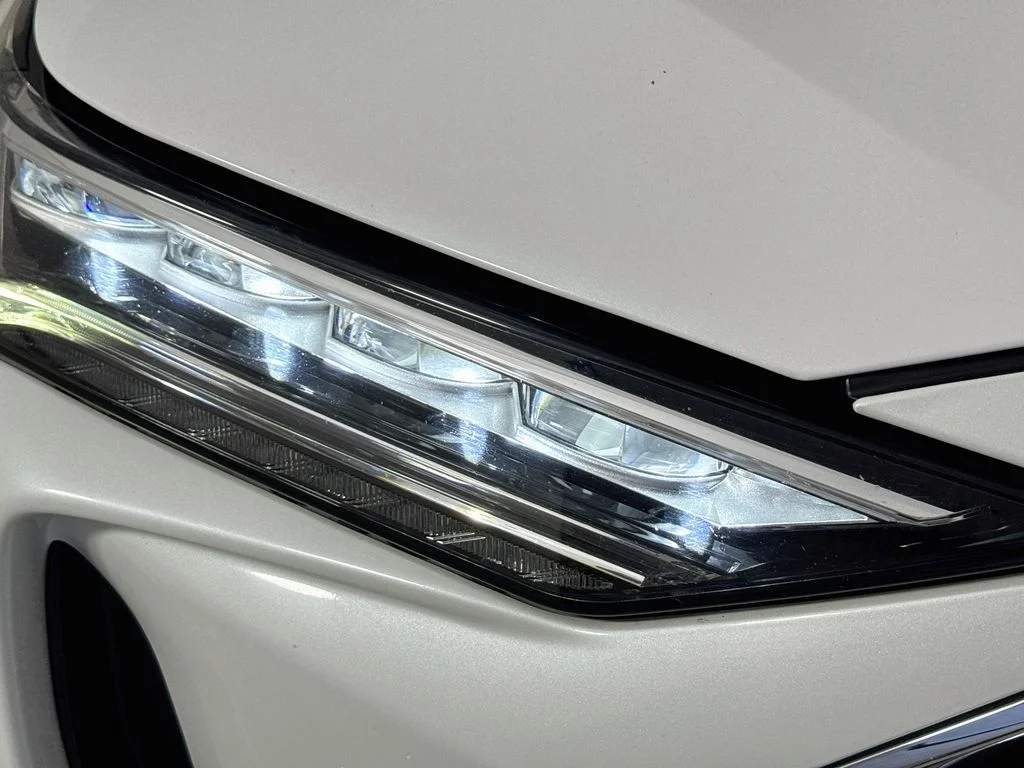 Used 2022 White Acura Advance image 39
