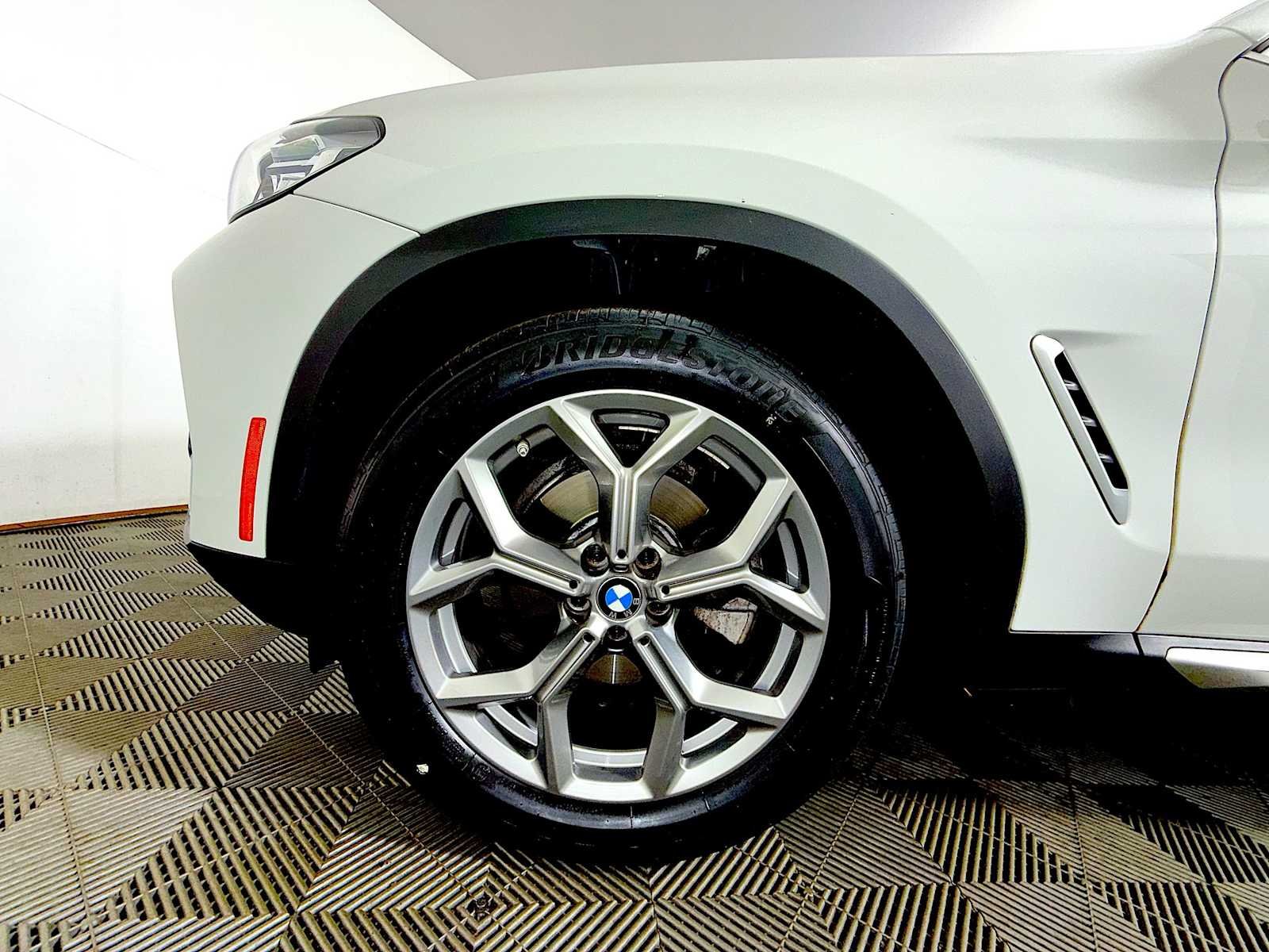 2023 BMW X4 30i - Photo 8