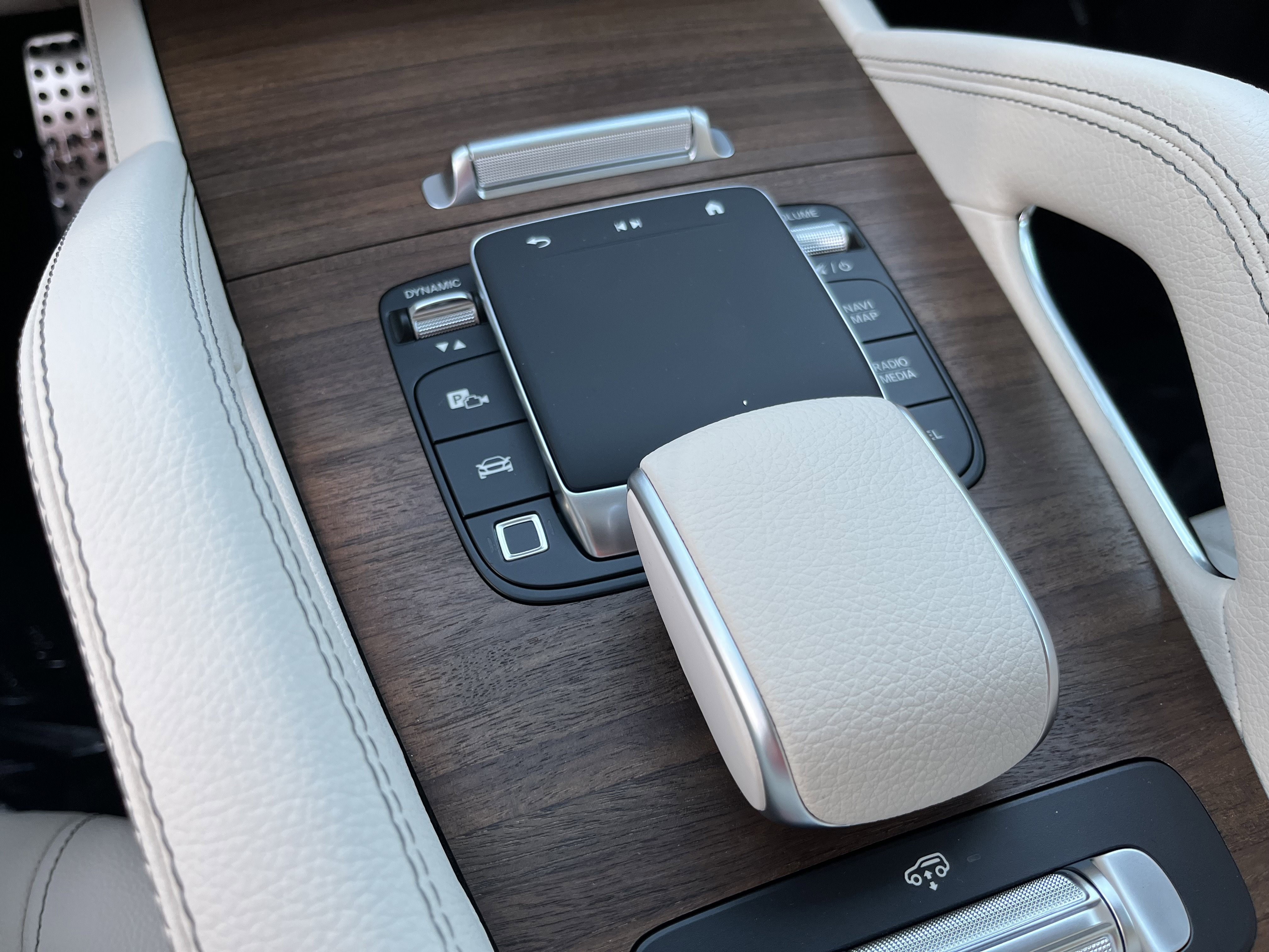 New 2026 Polar White Mercedes-Benz GLS 450 image 60