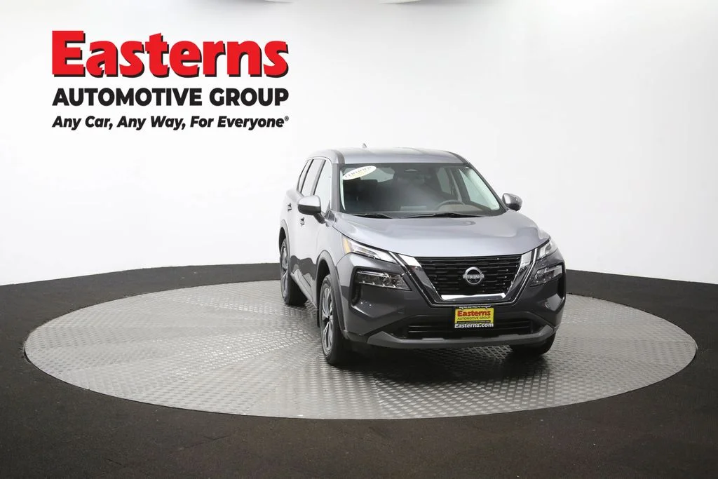 Used 2023 Gray Nissan SV image 47
