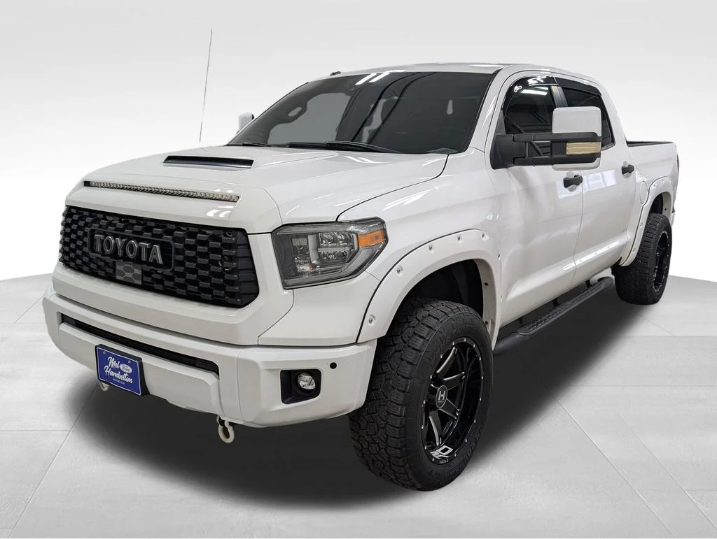 Certified Used 2018 Super White Toyota SR5 image 18