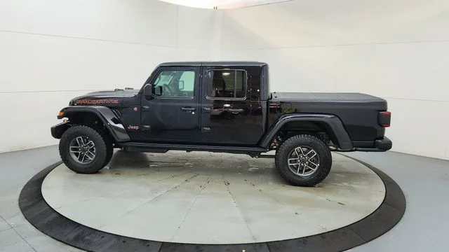 New 2026 Black Clearcoat Jeep Mojave X image 6