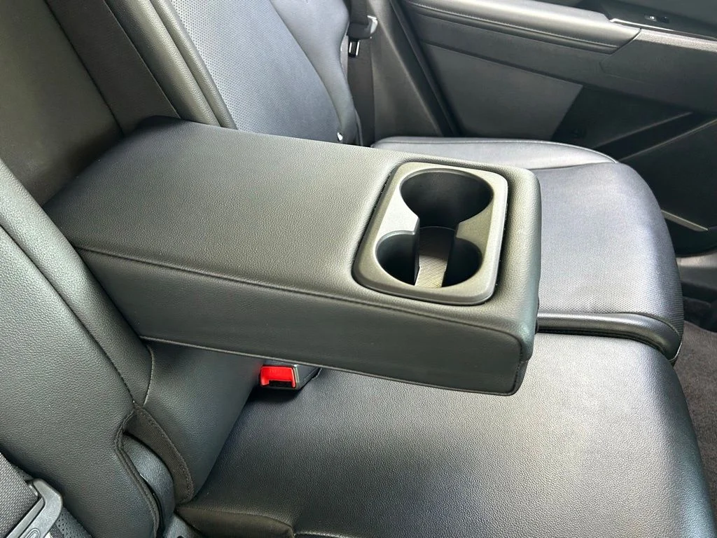 Used 2023 White Kia EX image 40