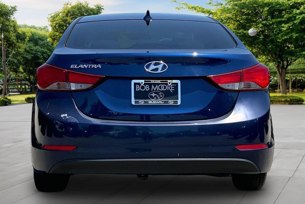 Used 2015 Blue Hyundai SE image 5