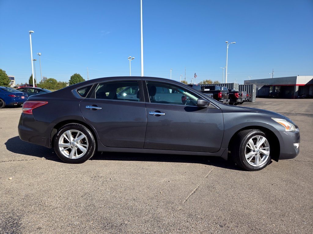 Used 2013 Metallic Slate Nissan 2.5 SV image 22