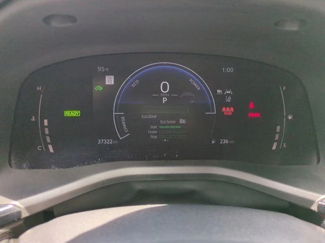Used 2025  Toyota SE image 23