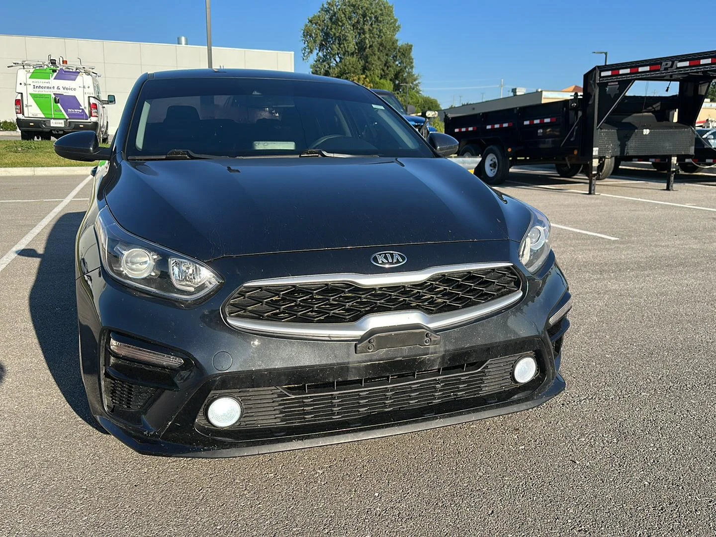 Used 2020 Gravity Grey Kia LXS image 5