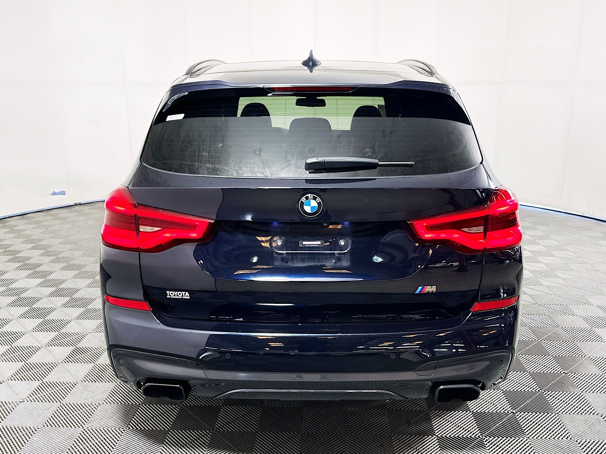 Used 2020 Carbon Black Metallic BMW M40i image 4
