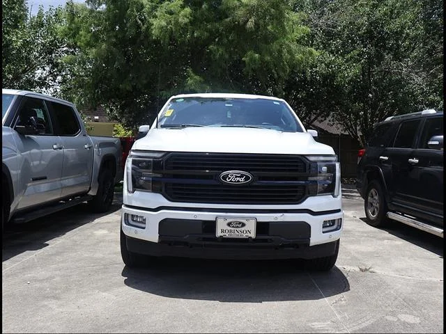 Used 2025 WHITE Ford Platinum image 2