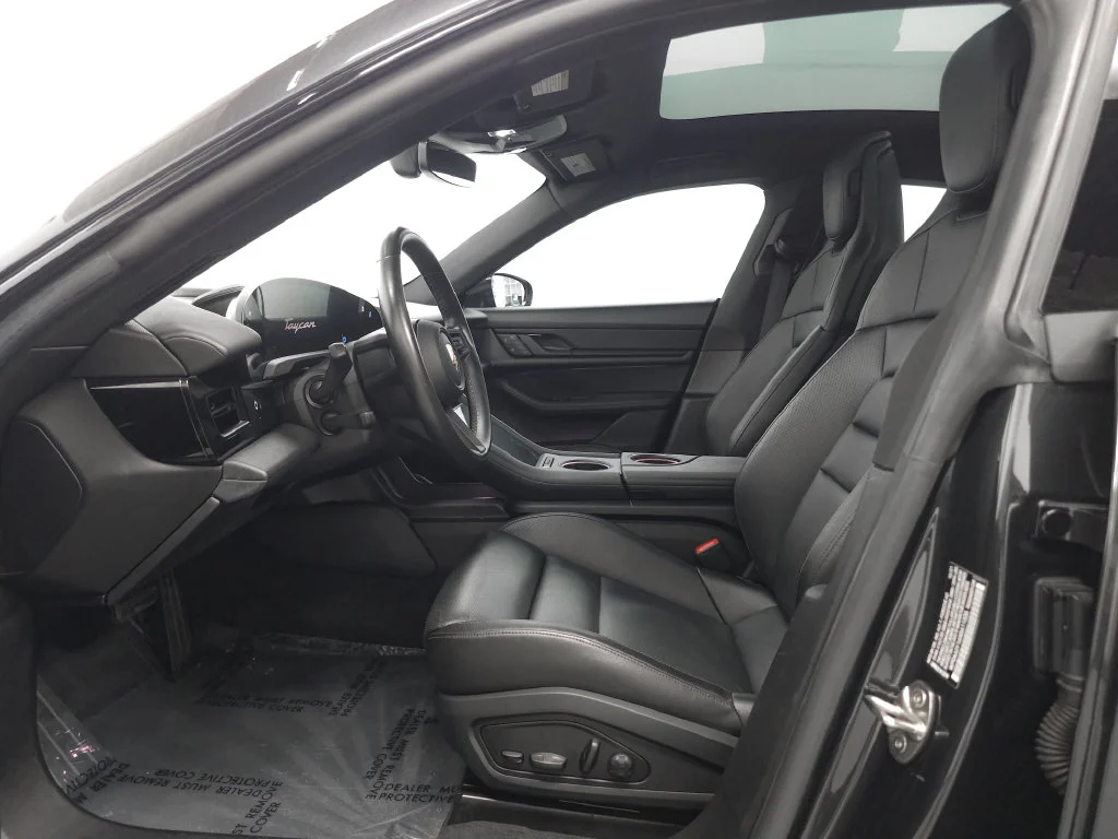 Used 2022 Volcano Grey Metallic Porsche Base image 8