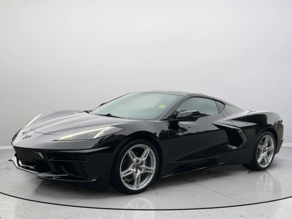 Used 2020 Black Chevrolet Stingray image 5