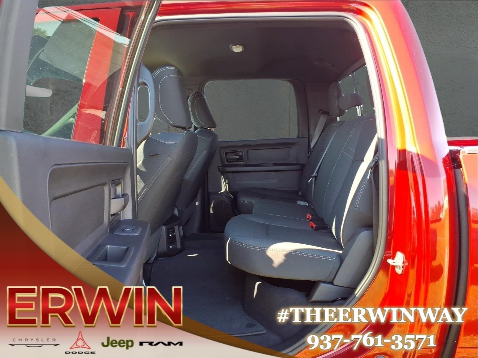 New 2026 Molten Red Pearl-Coat Exterior Paint RAM Tradesman image 14