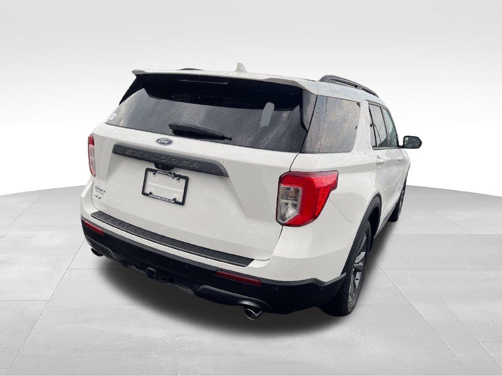 Used 2023 White Ford XLT image 5