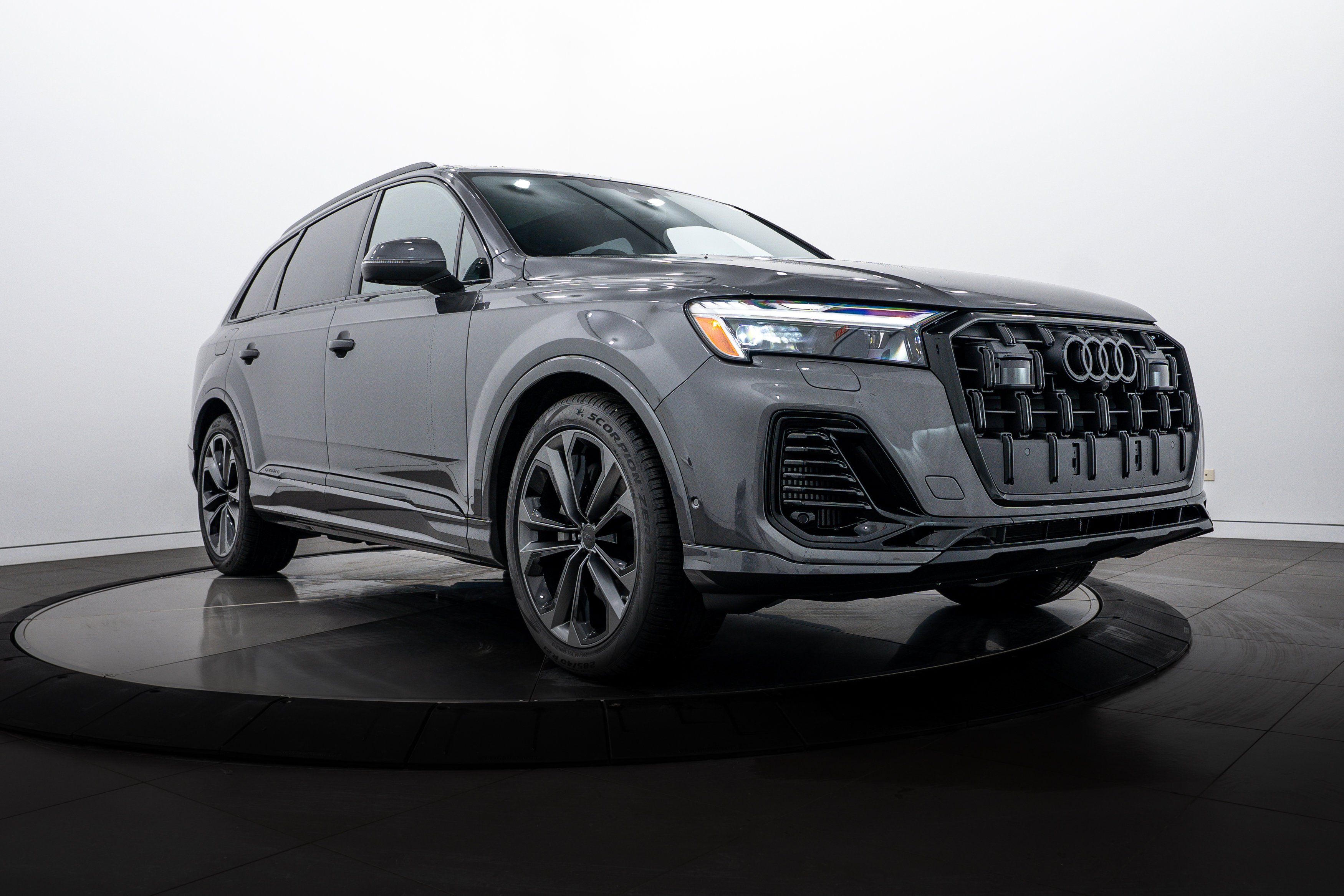 2026 Audi Q7 Premium Plus