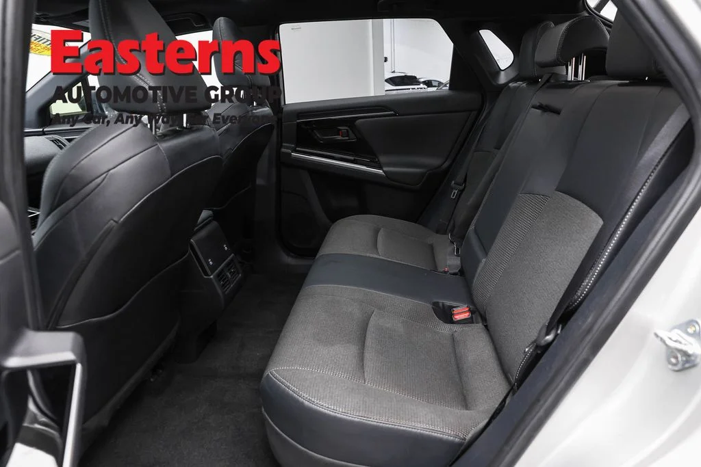 Used 2024 Silver Toyota XLE image 21