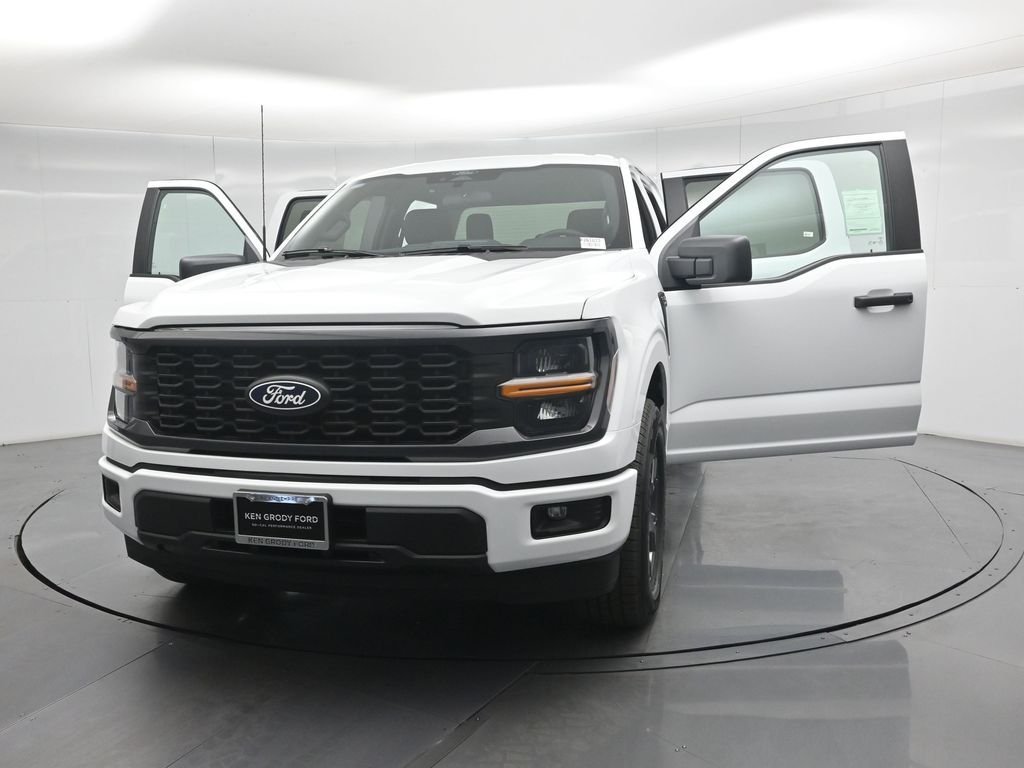 New 2026 Oxford White Ford STX image 28
