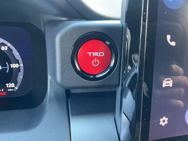 New 2026 Ice Cap Toyota 4Runner TRD Off-Road Premium image 18