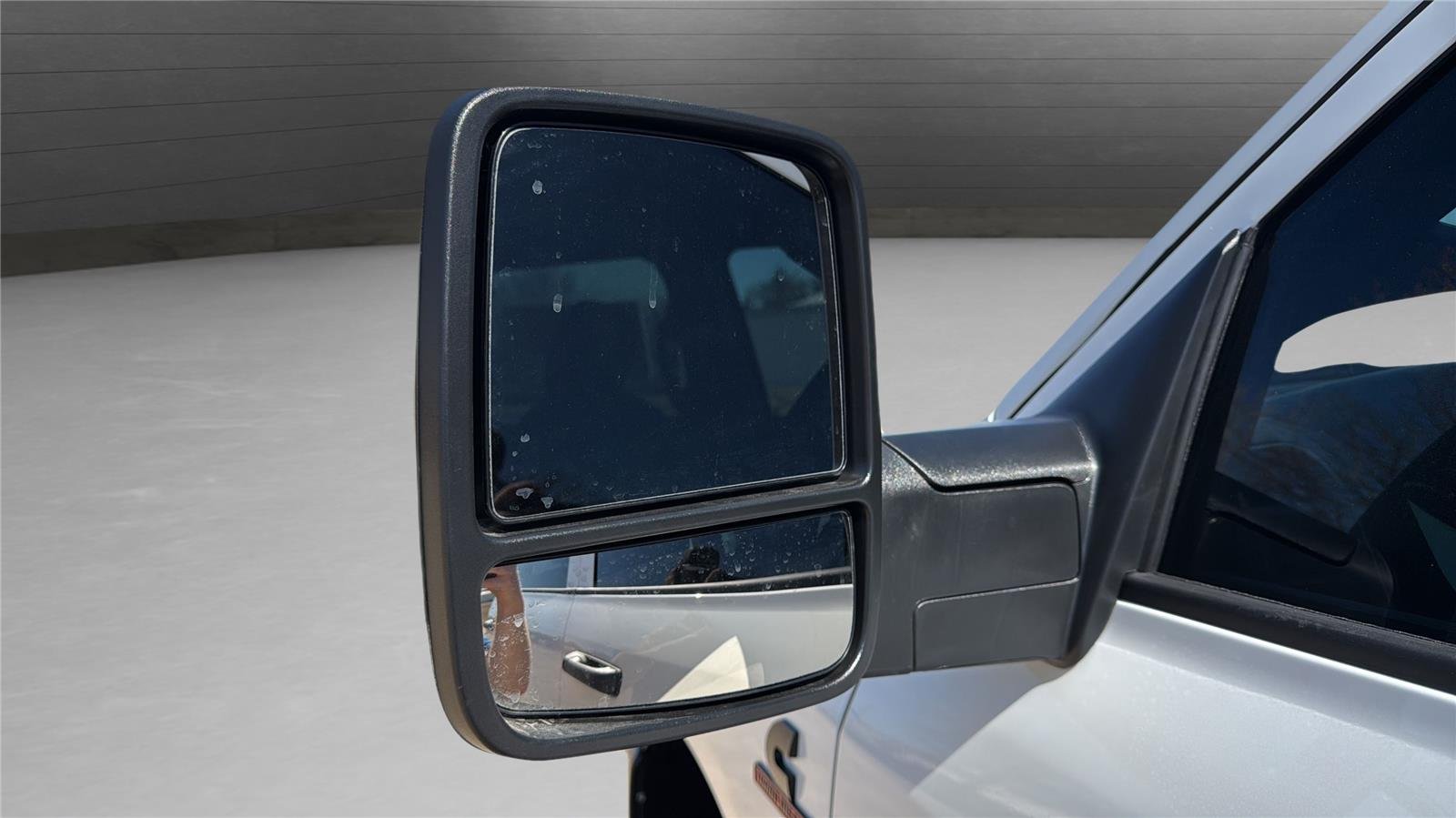 New 2026 Bright White Clear-Coat Exterior Paint RAM Tradesman image 10