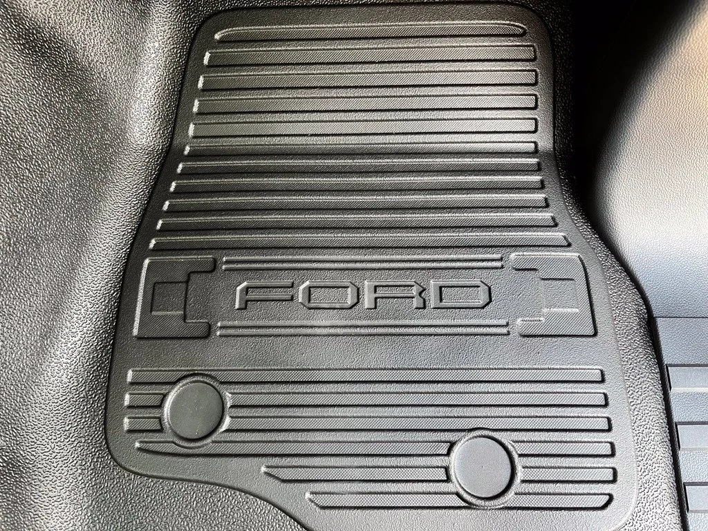 Used 2025 White Ford XL image 30