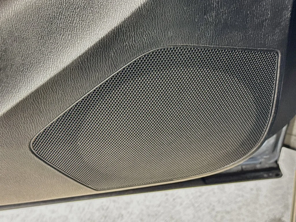 Used 2015 Blue Reflex Mica Mazda Sport image 20