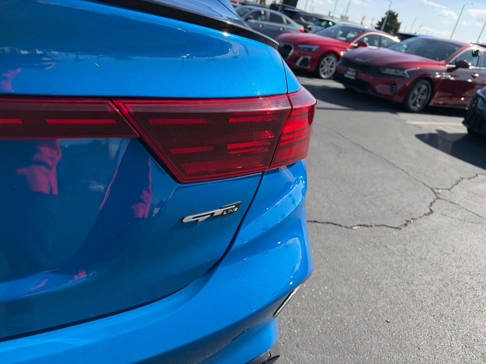 Used 2023 Sporty Blue Kia GT-Line image 11