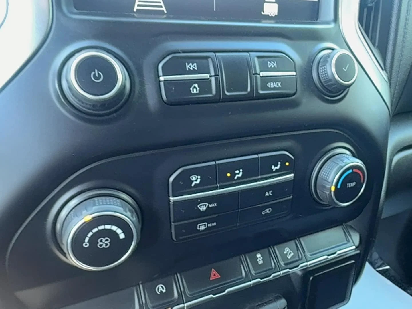 Used 2019 White Chevrolet LT image 16
