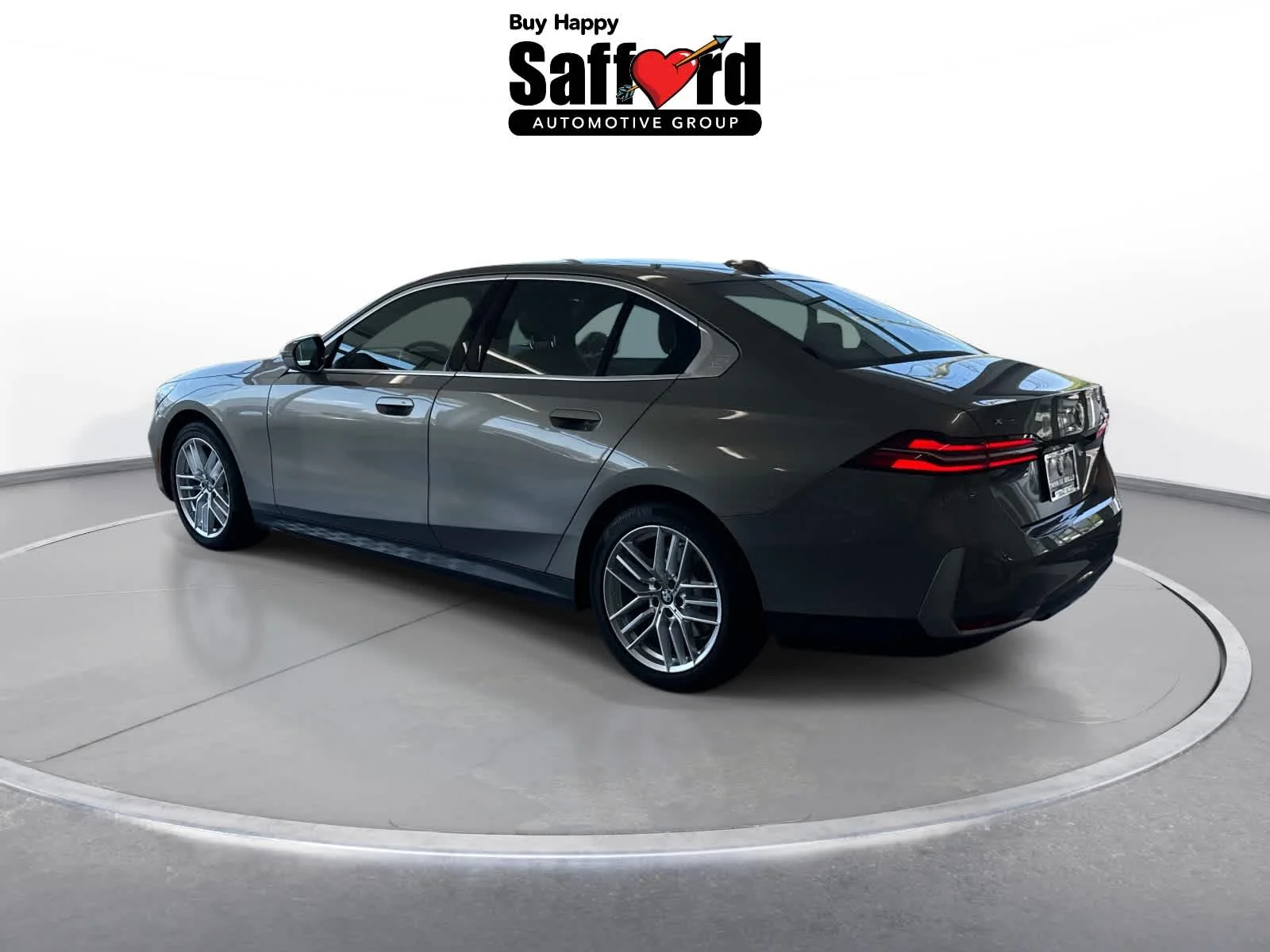 Used 2024 Oxide Grey Metallic BMW 530i xDrive image 12