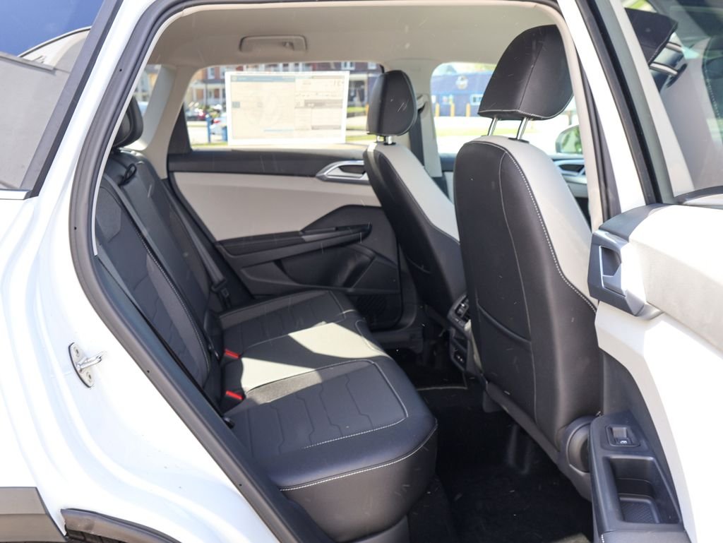 New 2026 White Volkswagen 1.5T SE image 28